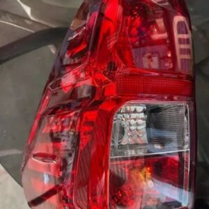 LANTERNA HILUX 2017